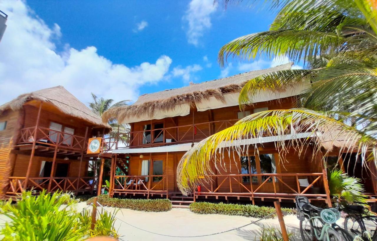 Palmeras de Mahahual Cabañas Exterior foto