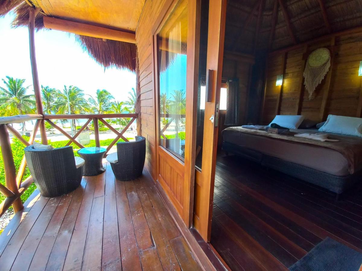 Palmeras de Mahahual Cabañas Exterior foto