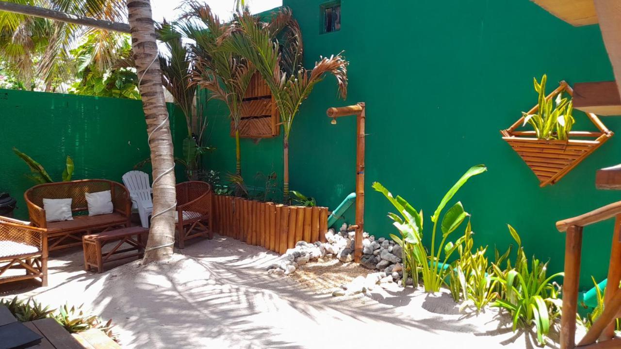 Palmeras de Mahahual Cabañas Exterior foto
