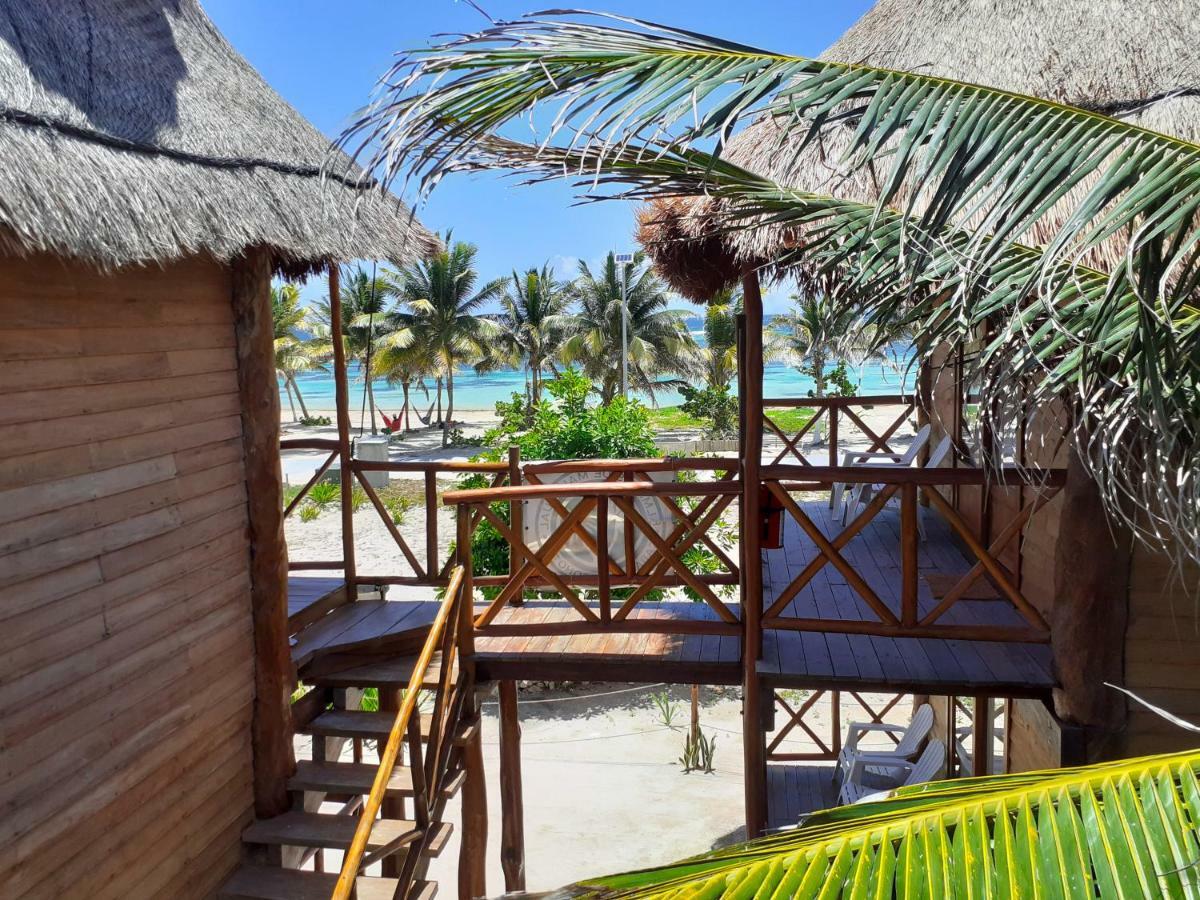 Palmeras de Mahahual Cabañas Exterior foto